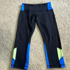 Lululemon Capri size 4